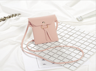 Qian Xiu designer ladies Messenger bag Ms bucket bag Messenger bag Messenger bag handbag Small square bag Shoulder Messenger bag