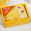 Japanese Uchino UCHINO bee 2 sets of towel gift box cute cartoon birthday gift square bath flower yellow 18 135 6cm