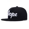 Jingdong supermarket Ai Ke baby IKEWA BQM041HEI Korean hat baseball cap tide men&women models Chunxia Ping along the hat letters sunscreen sun hat embroidery hip hop black