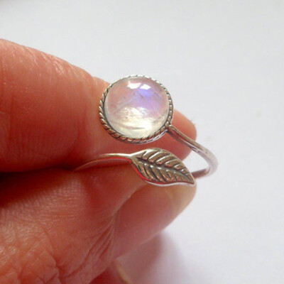 Adjustable Leaf Nature Rainbow Moonstone Ring Feather Rings Gemstone Wedding Ring Fine Jewelry Gifts
Adjustable Leaf Nature Rainbow Moonstone Ring Feather Rings Gemstone Wedding Ring Fine Jewelry Gifts