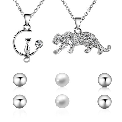 Fashion Jewelry Set Pendant Necklace Simple Pearl Ear Studs for Women Jewelry Accessory
Fashion Jewelry Set Pendant Necklace Simple Pearl Ear Studs for Women Jewelry Accessory