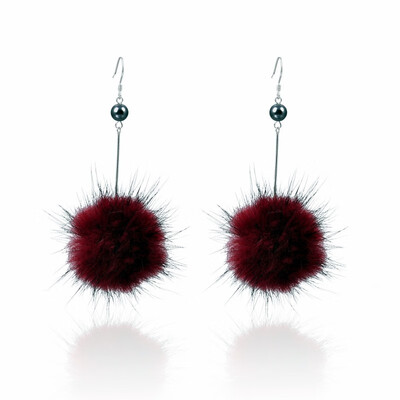 925 sterling silver lovely bead Wool ball long style are very personality&beautiful earrings specially designed for you
925 sterling silver lovely bead Wool ball long style are very personality&beautiful earrings specially designed for you