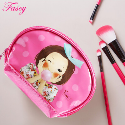 Fascy cosmetic bag portable fashion trend half moon packet princess Tina golden yellow
Fascy cosmetic bag portable fashion trend half moon packet princess Tina golden yellow