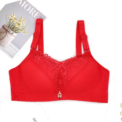 New Fashion New Lace To Receive The Anti-sagging Without Rims Gathered Adjustable Bra
New Fashion New Lace To Receive The Anti-sagging Without Rims Gathered Adjustable Bra