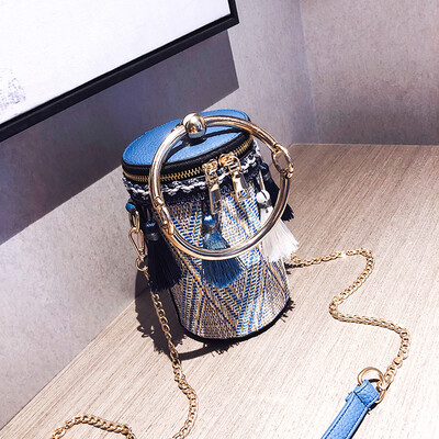 Fairy bag female 2019 new Korean autumn fashion portable straw bucket bag Joker shoulder Messenger bag
Fairy bag female 2019 new Korean autumn fashion portable straw bucket bag Joker shoulder Messenger bag