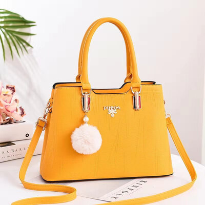 2019 new ladies handbags European&American fashion trend shoulder bag PU leather casual handbag
2019 new ladies handbags European&American fashion trend shoulder bag PU leather casual handbag