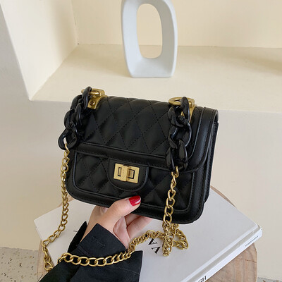 Lingge chain bag fashion small fresh lock female bag new 2019 foreign style small square bag shoulder Messenger bag
Lingge chain bag fashion small fresh lock female bag new 2019 foreign style small square bag shoulder Messenger bag