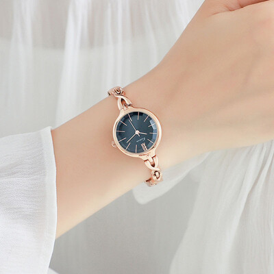 Net belt trend Korean version of simple casual female students waterproof quartz steel with bracelet watch womens watch
Net belt trend Korean version of simple casual female students waterproof quartz steel with bracelet watch womens watch