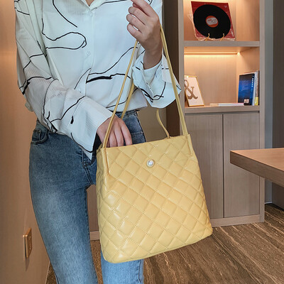High-end bag handbag 2019 new fashion big bag wild foreign shoulder bag summer small fresh bucket bag
High-end bag handbag 2019 new fashion big bag wild foreign shoulder bag summer small fresh bucket bag