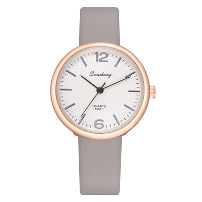 Korean fashion casual womens PU fashion watch student casual small fresh girls simple watch
Korean fashion casual womens PU fashion watch student casual small fresh girls simple watch