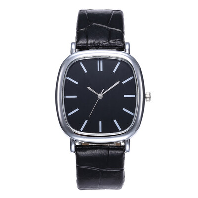 Couple fashion creative watch silver square shell simple men&women on the table quartz watch explosion section
Couple fashion creative watch silver square shell simple men&women on the table quartz watch explosion section