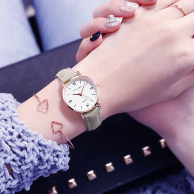 2019 Simple Women Watches Fashion Ladies Minimalist Leather Band Quartz Wristwatches Female Clock Relogio Feminino Montre Femme
2019 Simple Women Watches Fashion Ladies Minimalist Leather Band Quartz Wristwatches Female Clock Relogio Feminino Montre Femme