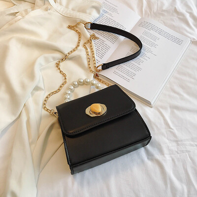 2019 new fashion temperament color chain single shoulder Messenger bag female casual simple wild pearl handbag
2019 new fashion temperament color chain single shoulder Messenger bag female casual simple wild pearl handbag