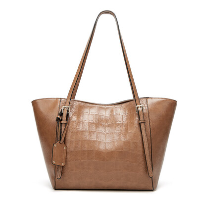 Tailored Fashion Ladies New Versatile Simple High-End Large-Capacity Handbag Shoulder Bag
Tailored Fashion Ladies New Versatile Simple High-End Large-Capacity Handbag Shoulder Bag