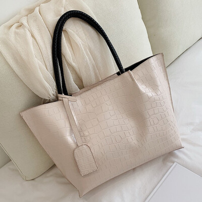 Korean womens handbags new 2019 Western style crocodile pattern portable shoulder bag fashion Joker slung tote bag
Korean womens handbags new 2019 Western style crocodile pattern portable shoulder bag fashion Joker slung tote bag