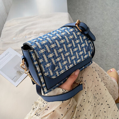 Womens bag new fashion Nizi plaid small square bag shoulder Messenger bag casual wild girl tide bag
Womens bag new fashion Nizi plaid small square bag shoulder Messenger bag casual wild girl tide bag