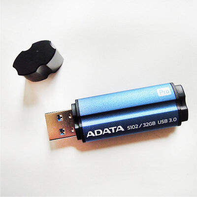 AData S102Pro High Speed Metal USB 30 Flash Drive 32GB USB Flash Memory Stick Pendrive
AData S102Pro High Speed Metal USB 30 Flash Drive 32GB USB Flash Memory Stick Pendrive