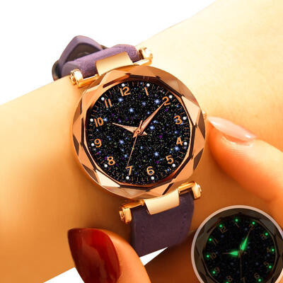 Fashion Women Bracelet Watch Leather Band Starry Sky Watches Quartz Wristwatch Numeral Star Clock Reloj Mujer
Fashion Women Bracelet Watch Leather Band Starry Sky Watches Quartz Wristwatch Numeral Star Clock Reloj Mujer