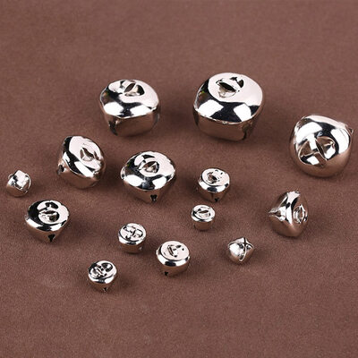 100Pcs Jingle Bells Gold Silver Plated Copper Loose Beads Small For Party Christmas Tree Decoration Ornaments
100Pcs Jingle Bells Gold Silver Plated Copper Loose Beads Small For Party Christmas Tree Decoration Ornaments