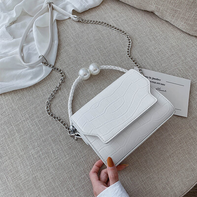 Summer texture bag chic fashion crocodile pattern small square bag new 2019 chain womens bag shoulder Messenger bag
Summer texture bag chic fashion crocodile pattern small square bag new 2019 chain womens bag shoulder Messenger bag