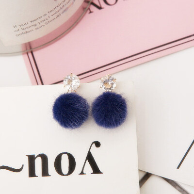 Most Popular Plush Ball Earrings Velvet Ball With Crystal Earrings For Women Cute Lovely Korean Earrings Brinco Accessory E0358
Most Popular Plush Ball Earrings Velvet Ball With Crystal Earrings For Women Cute Lovely Korean Earrings Brinco Accessory E0358