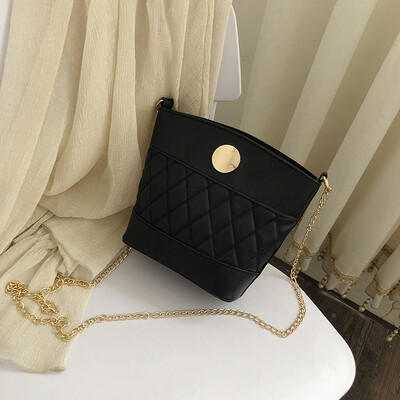 Advanced temperament shoulder bag 2019 summer new rhombic embroidery line bucket handbag chic chain messenger bag
Advanced temperament shoulder bag 2019 summer new rhombic embroidery line bucket handbag chic chain messenger bag