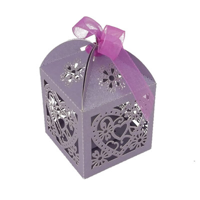 New Hot 50Pcslot Love Heart Laser Cut Hollow Carriage Favors Gifts Candy Boxes With Ribbon Baby Shower Wedding Party Supplies
New Hot 50Pcslot Love Heart Laser Cut Hollow Carriage Favors Gifts Candy Boxes With Ribbon Baby Shower Wedding Party Supplies