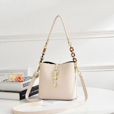 Bucket bag womens summer fashion Messenger bag ins Joker chain simple soft leather shoulder bag
Bucket bag womens summer fashion Messenger bag ins Joker chain simple soft leather shoulder bag