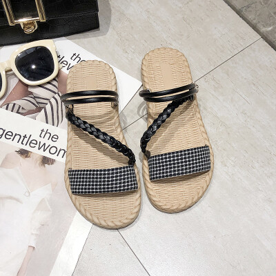 Roman sandals woman 2019 summer new flat bottom one word&a half drag students to wear two retro ins shoes tide
Roman sandals woman 2019 summer new flat bottom one word&a half drag students to wear two retro ins shoes tide