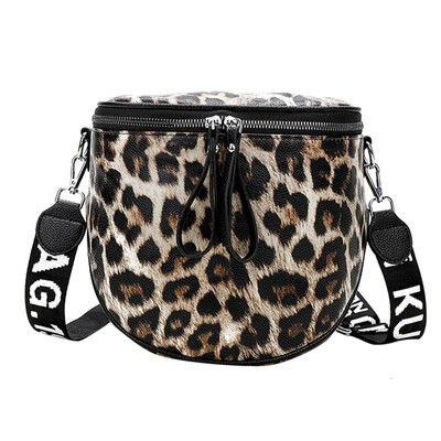 Tailored Woman Bag 2019 New Fashion Bucket Bag Casual Shoulder Bag Wild Messenger Bag
Tailored Woman Bag 2019 New Fashion Bucket Bag Casual Shoulder Bag Wild Messenger Bag