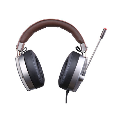 Siberian professional gaming headset 71-channel head-mounted adjustable volume light design structure
Siberian professional gaming headset 71-channel head-mounted adjustable volume light design structure