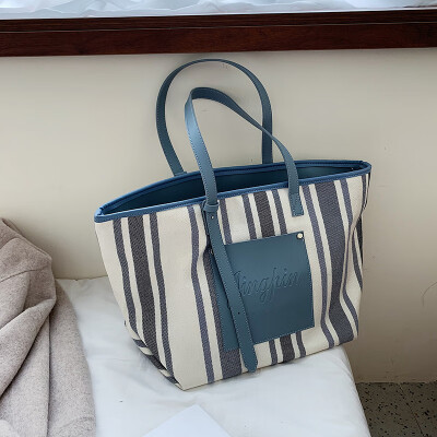2019 autumn fashion plaid canvas womens bag hit color handheld oblique span single shoulder bag leisure shopping bag
2019 autumn fashion plaid canvas womens bag hit color handheld oblique span single shoulder bag leisure shopping bag