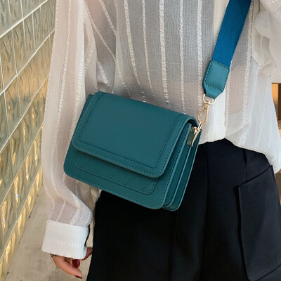 Womens bag 2019 new fashion wide shoulder strap shoulder bag retro foreign gas Messenger bag wild ins popular bag
Womens bag 2019 new fashion wide shoulder strap shoulder bag retro foreign gas Messenger bag wild ins popular bag