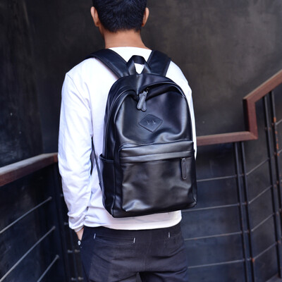 Double-shoulder bag Korean tide business casual fashion travel computer backpack PU leather high school students bag
Double-shoulder bag Korean tide business casual fashion travel computer backpack PU leather high school students bag