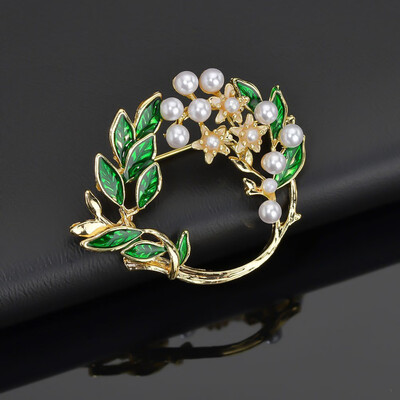 Attractive fashion Women Jewelry Pearl Enamel Leaves Flower Circle Plant Brooch Pin Party Gifts
Attractive fashion Women Jewelry Pearl Enamel Leaves Flower Circle Plant Brooch Pin Party Gifts