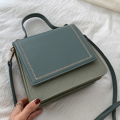 On the new 2019 summer new fashion casual color shoulder slung handbag Korean version of Joker small square bag
On the new 2019 summer new fashion casual color shoulder slung handbag Korean version of Joker small square bag