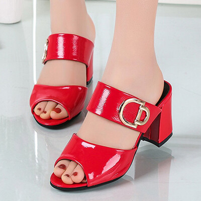 Rose Summer Ladies Thick With Roman Wild Sandals Fish Mouth Square With Thick Sandals
Rose Summer Ladies Thick With Roman Wild Sandals Fish Mouth Square With Thick Sandals