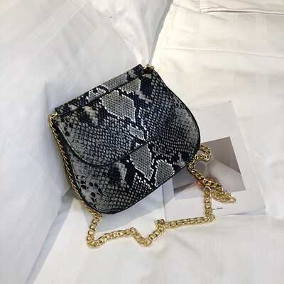Qiao Bani 2019 new European&American style fashion snake pattern saddle bag foreign trade single shoulder diagonal trend female bag cross-border
Qiao Bani 2019 new European&American style fashion snake pattern saddle bag foreign trade single shoulder diagonal trend female bag cross-border