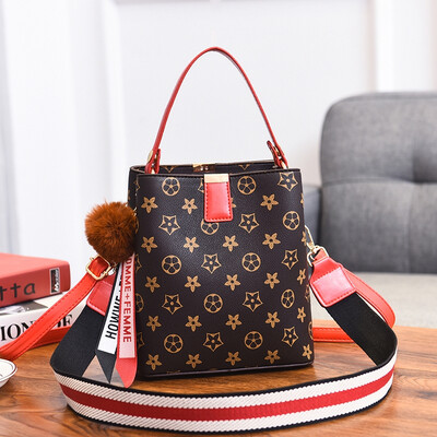 Womens bags Korean Joker atmosphere portable fashion large capacity shoulder Messenger bag bucket bag
Womens bags Korean Joker atmosphere portable fashion large capacity shoulder Messenger bag bucket bag