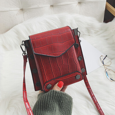 Net red black bag female 2018 new wave wild slanting simple retro casual special creative chic fashion
Net red black bag female 2018 new wave wild slanting simple retro casual special creative chic fashion