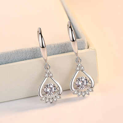 Moved earrings net red super fairy earrings female temperament Korea simple wild long personality 925 silver earrings
Moved earrings net red super fairy earrings female temperament Korea simple wild long personality 925 silver earrings