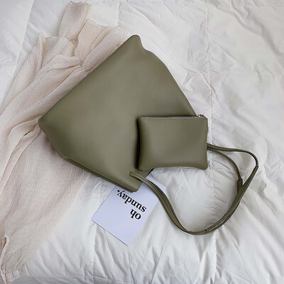 Summer fashion large capacity bucket bag woman 2019 new Korean version of 100 large bag high-grade shoulder oblique satchel bag
Summer fashion large capacity bucket bag woman 2019 new Korean version of 100 large bag high-grade shoulder oblique satchel bag