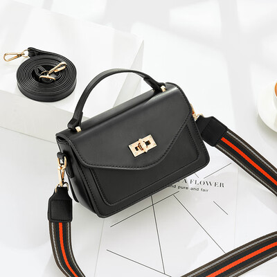 In summer new womens handbags are in vogue Korean version of Joker single shoulder messenger bag is fashionable&small squar
In summer new womens handbags are in vogue Korean version of Joker single shoulder messenger bag is fashionable&small squar