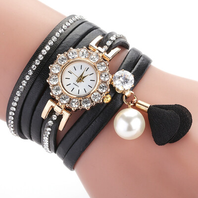 Duoya brand point drill circle pu belt watch pearl fold fashion ladies bracelet watch
Duoya brand point drill circle pu belt watch pearl fold fashion ladies bracelet watch
