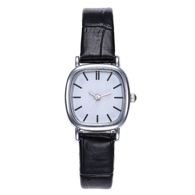 Couple fashion creative watch silver square shell simple men&women on the table quartz watch explosion section
Couple fashion creative watch silver square shell simple men&women on the table quartz watch explosion section