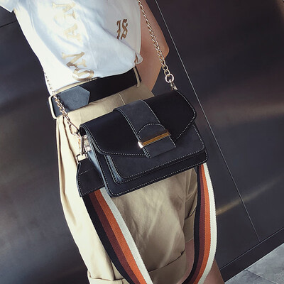New high-end bag female 2019 new wave Korean fashion foreign air shoulder bag Messenger bag simple small square bag
New high-end bag female 2019 new wave Korean fashion foreign air shoulder bag Messenger bag simple small square bag