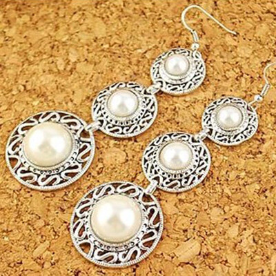 Vintage Round Floral Ethnic Style Drop Earring Big Pearl Dangle Earrings Women Jewelry
Vintage Round Floral Ethnic Style Drop Earring Big Pearl Dangle Earrings Women Jewelry