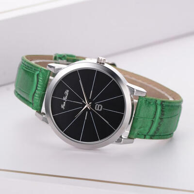 Fashion Temperament Quartz watch women Fashionable clock with time projection Business Simple wristwatches for ladies D
Fashion Temperament Quartz watch women Fashionable clock with time projection Business Simple wristwatches for ladies D