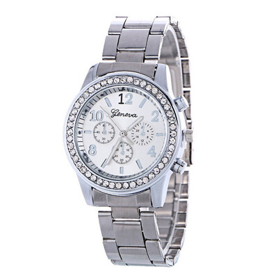 Explosive fashion watch three eyes GENEV Geneva 52 diamond alloy steel belt womens watch
Explosive fashion watch three eyes GENEV Geneva 52 diamond alloy steel belt womens watch