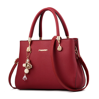 Womens summer fashion womens handbags in Europe&the United States have a large capacity air single shoulder slanted women
Womens summer fashion womens handbags in Europe&the United States have a large capacity air single shoulder slanted women
